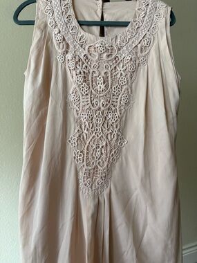 Nude sleeveless day dress- women- small- casual dresses